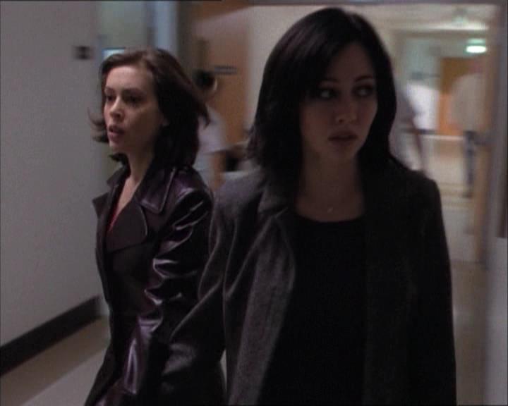 Charmed-Online-dot-net_112TheWendigo0345.jpg Charmed-Online-dot-net_112TheWendigo0345.jpg