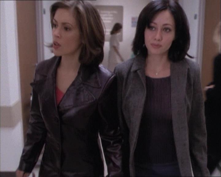 Charmed-Online-dot-net_112TheWendigo0349.jpg Charmed-Online-dot-net_112TheWendigo0349.jpg