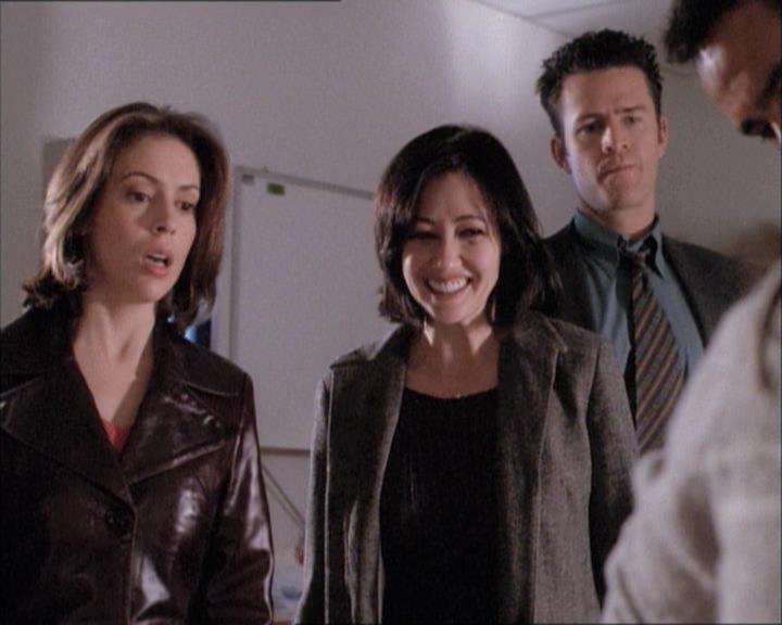 Charmed-Online-dot-net_112TheWendigo0363.jpg Charmed-Online-dot-net_112TheWendigo0363.jpg