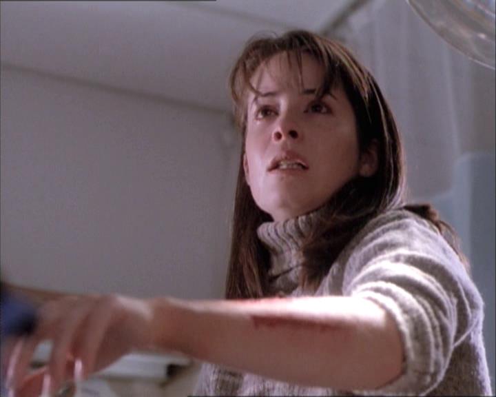 Charmed-Online-dot-net_112TheWendigo0364.jpg Charmed-Online-dot-net_112TheWendigo0364.jpg