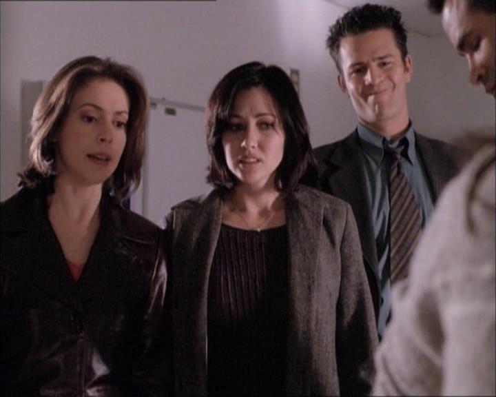 Charmed-Online-dot-net_112TheWendigo0365.jpg Charmed-Online-dot-net_112TheWendigo0365.jpg