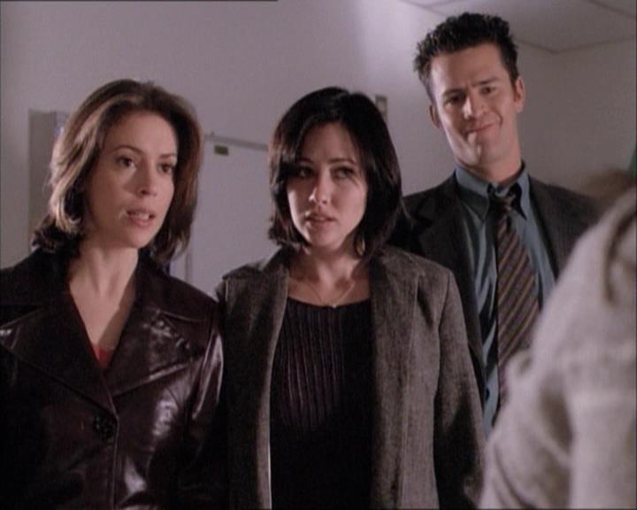 Charmed-Online-dot-net_112TheWendigo0366.jpg Charmed-Online-dot-net_112TheWendigo0366.jpg
