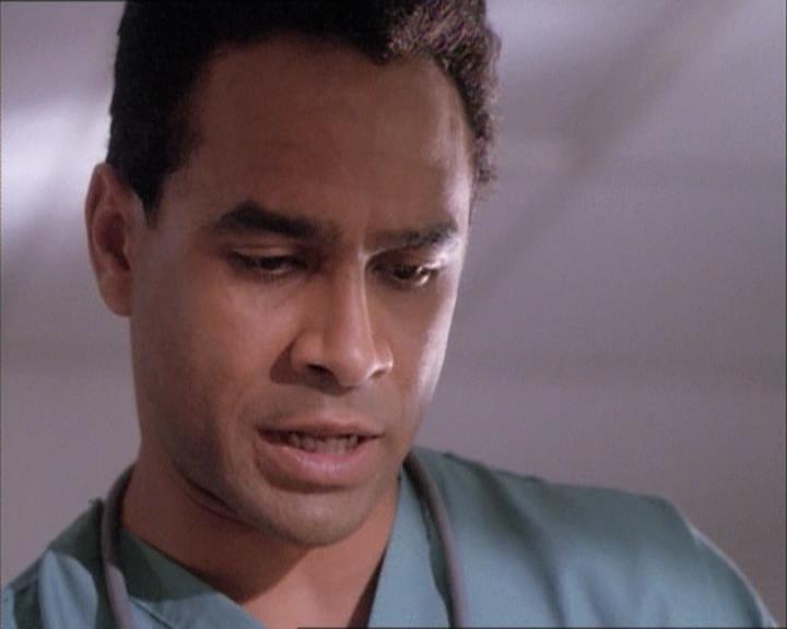 Charmed-Online-dot-net_112TheWendigo0389.jpg Charmed-Online-dot-net_112TheWendigo0389.jpg