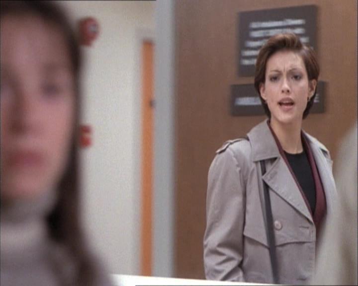 Charmed-Online-dot-net_112TheWendigo0431.jpg Charmed-Online-dot-net_112TheWendigo0431.jpg