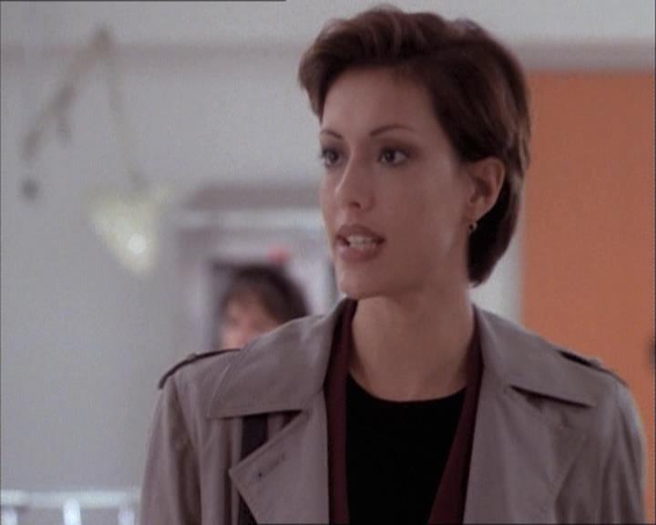 Charmed-Online-dot-net_112TheWendigo0434.jpg Charmed-Online-dot-net_112TheWendigo0434.jpg