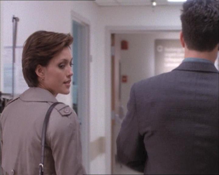 Charmed-Online-dot-net_112TheWendigo0462.jpg Charmed-Online-dot-net_112TheWendigo0462.jpg