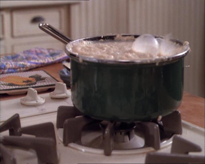 Charmed-Online-dot-net_112TheWendigo0552.jpg Charmed-Online-dot-net_112TheWendigo0552.jpg