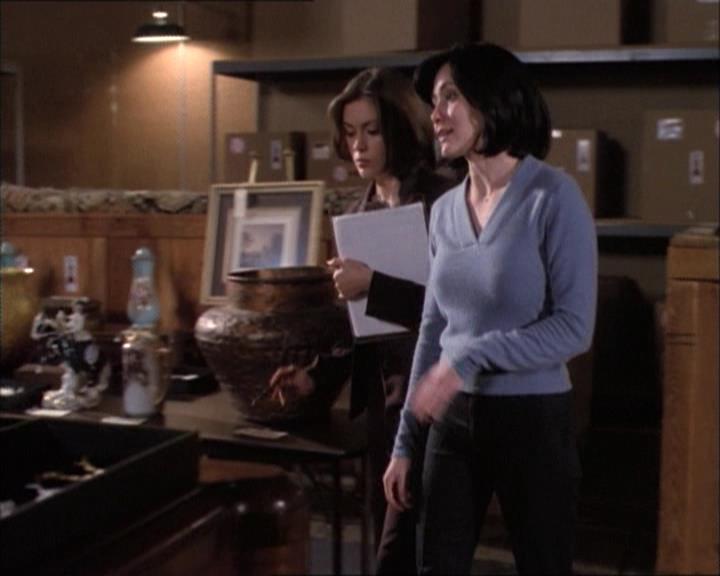 Charmed-Online-dot-net_112TheWendigo0667.jpg Charmed-Online-dot-net_112TheWendigo0667.jpg