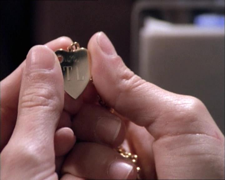 Charmed-Online-dot-net_112TheWendigo0683.jpg Charmed-Online-dot-net_112TheWendigo0683.jpg