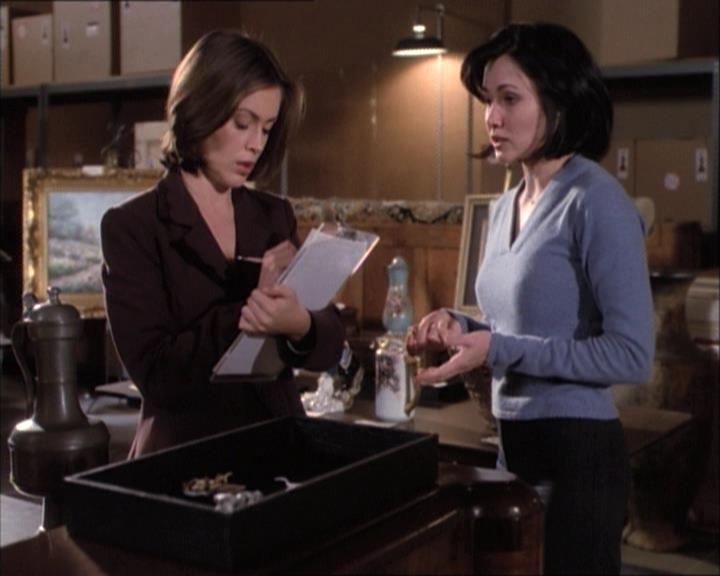 Charmed-Online-dot-net_112TheWendigo0685.jpg Charmed-Online-dot-net_112TheWendigo0685.jpg