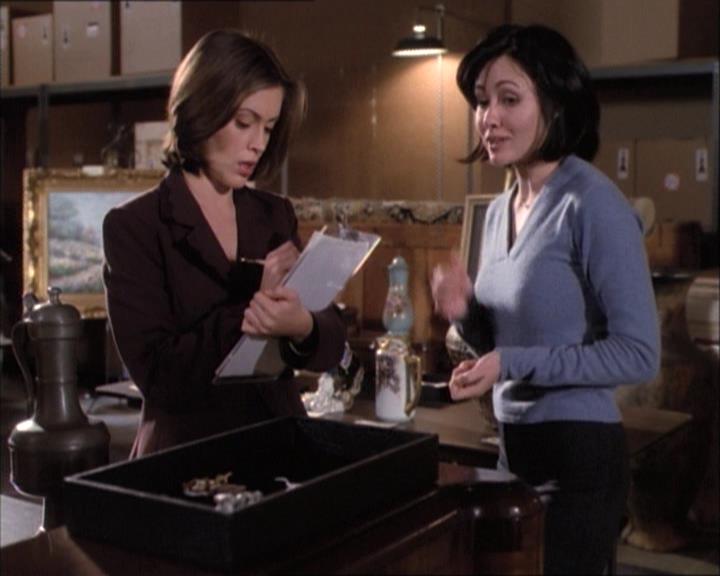 Charmed-Online-dot-net_112TheWendigo0686.jpg Charmed-Online-dot-net_112TheWendigo0686.jpg