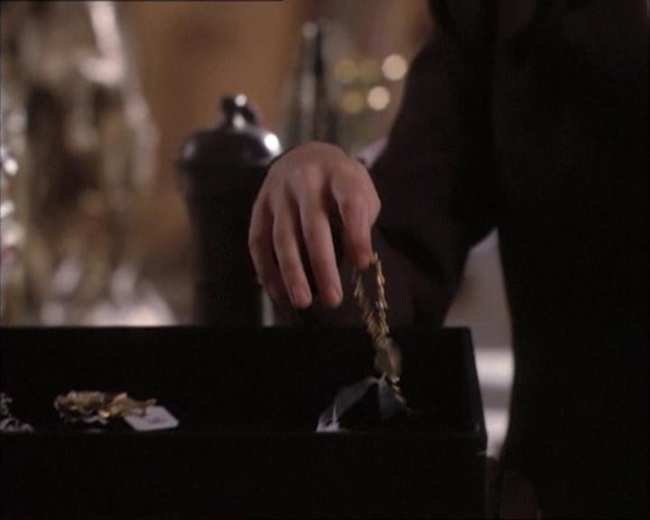 Charmed-Online-dot-net_112TheWendigo0698.jpg Charmed-Online-dot-net_112TheWendigo0698.jpg