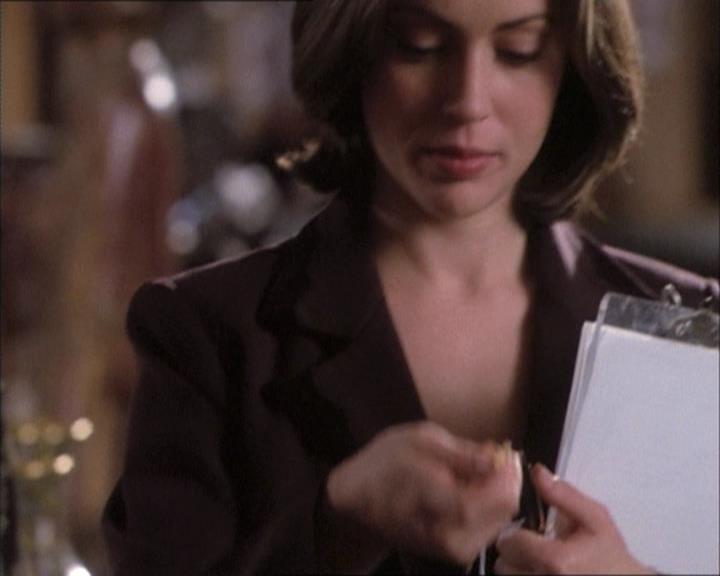 Charmed-Online-dot-net_112TheWendigo0699.jpg Charmed-Online-dot-net_112TheWendigo0699.jpg