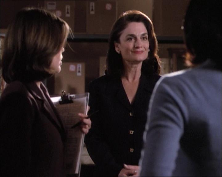 Charmed-Online-dot-net_112TheWendigo0728.jpg Charmed-Online-dot-net_112TheWendigo0728.jpg