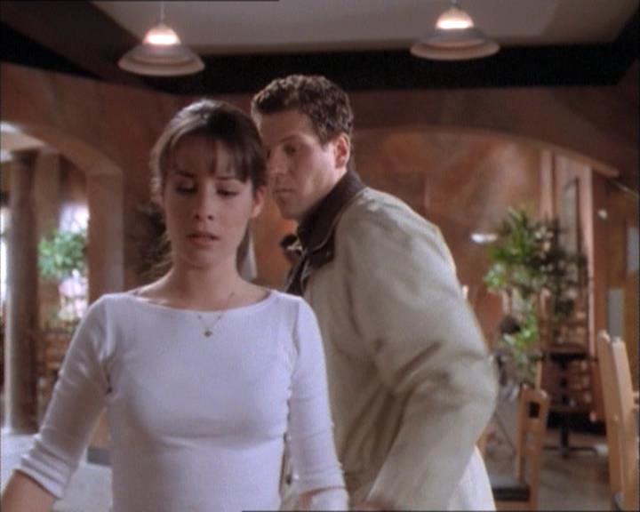 Charmed-Online-dot-net_112TheWendigo0849.jpg Charmed-Online-dot-net_112TheWendigo0849.jpg