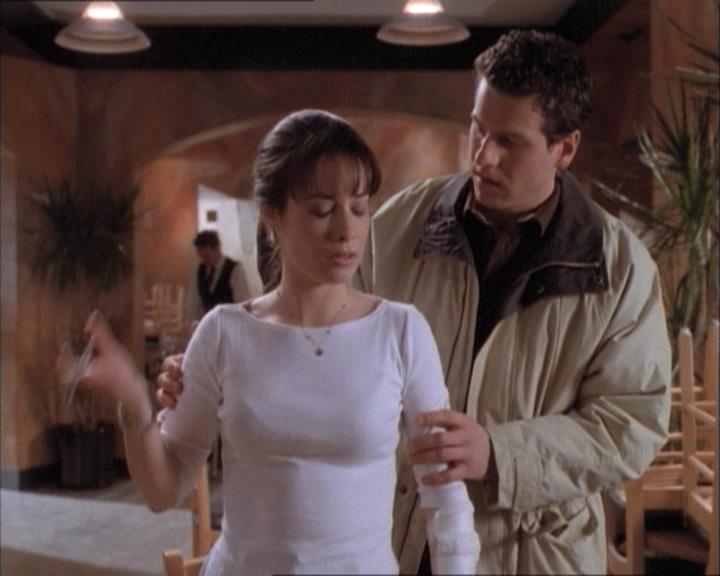 Charmed-Online-dot-net_112TheWendigo0853.jpg Charmed-Online-dot-net_112TheWendigo0853.jpg