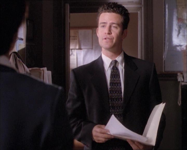 Charmed-Online-dot-net_112TheWendigo0916.jpg Charmed-Online-dot-net_112TheWendigo0916.jpg