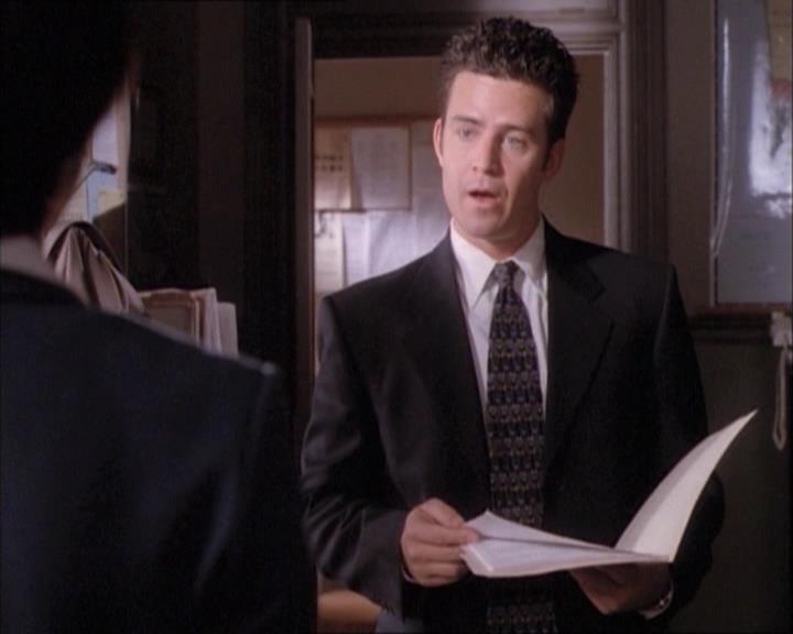 Charmed-Online-dot-net_112TheWendigo0920.jpg Charmed-Online-dot-net_112TheWendigo0920.jpg