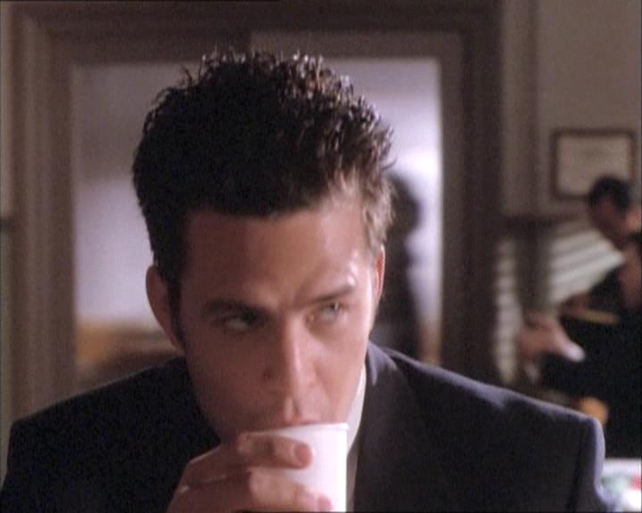 Charmed-Online-dot-net_112TheWendigo0969.jpg Charmed-Online-dot-net_112TheWendigo0969.jpg