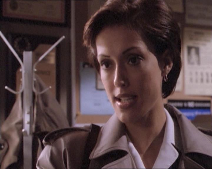 Charmed-Online-dot-net_112TheWendigo0972.jpg Charmed-Online-dot-net_112TheWendigo0972.jpg