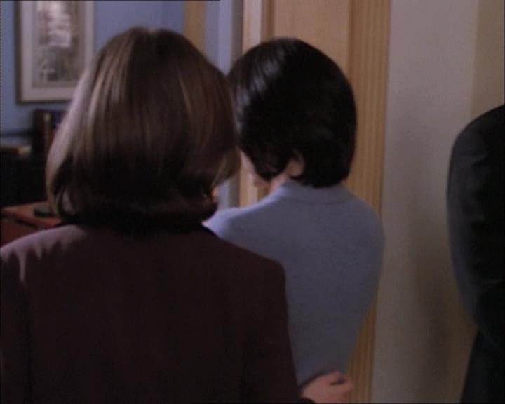 Charmed-Online-dot-net_112TheWendigo1071.jpg Charmed-Online-dot-net_112TheWendigo1071.jpg