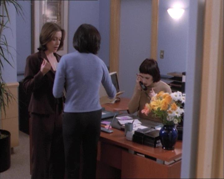 Charmed-Online-dot-net_112TheWendigo1078.jpg Charmed-Online-dot-net_112TheWendigo1078.jpg