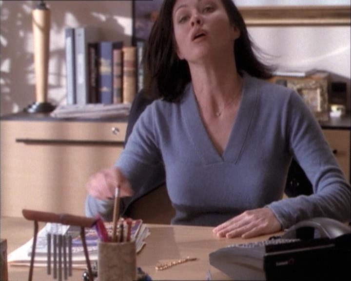 Charmed-Online-dot-net_112TheWendigo1107.jpg Charmed-Online-dot-net_112TheWendigo1107.jpg