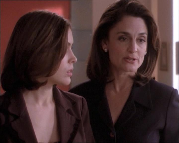 Charmed-Online-dot-net_112TheWendigo1148.jpg Charmed-Online-dot-net_112TheWendigo1148.jpg