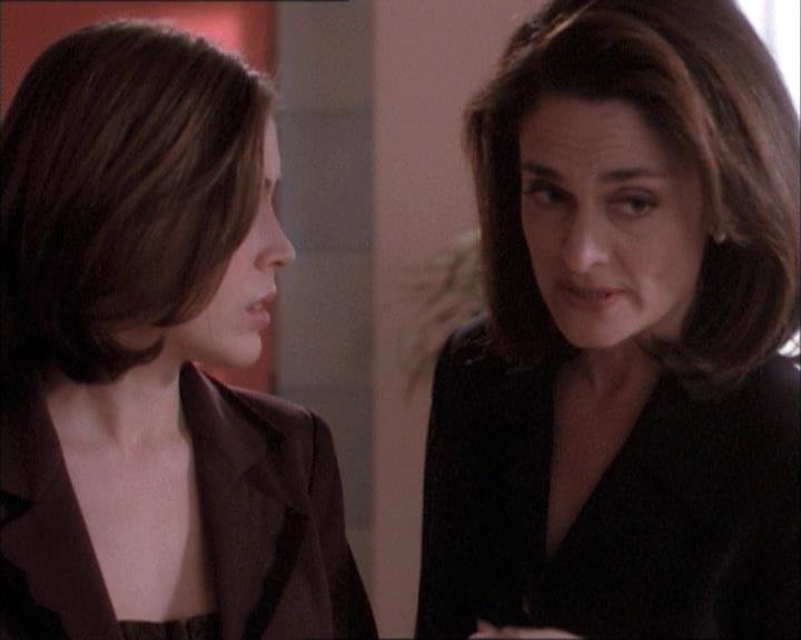 Charmed-Online-dot-net_112TheWendigo1150.jpg Charmed-Online-dot-net_112TheWendigo1150.jpg