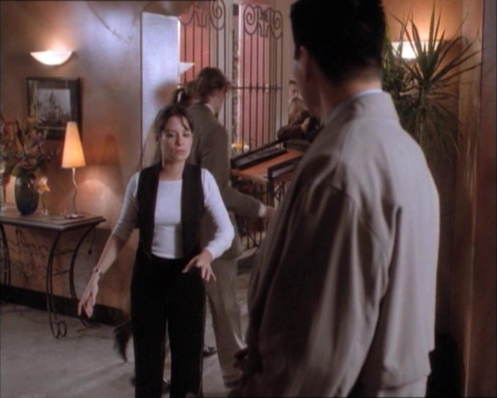 Charmed-Online-dot-net_112TheWendigo1178.jpg Charmed-Online-dot-net_112TheWendigo1178.jpg