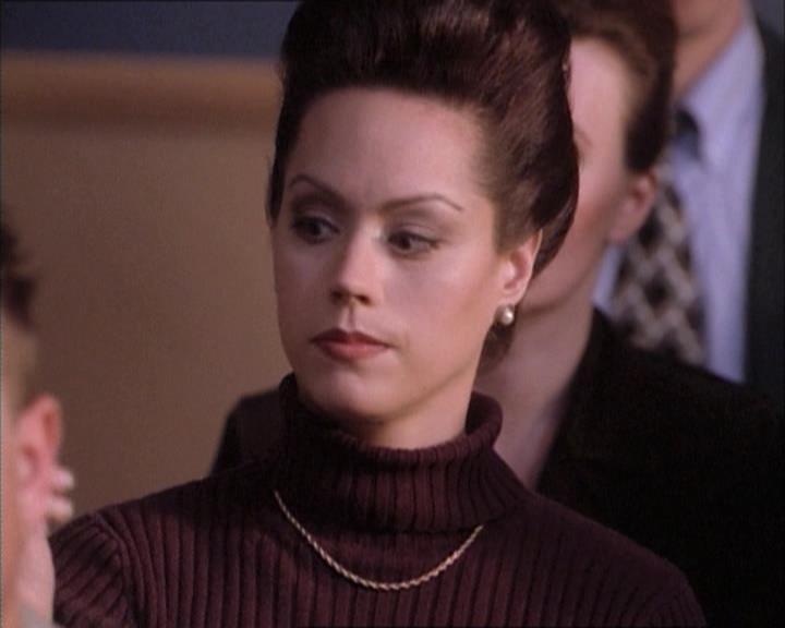 Charmed-Online-dot-net_112TheWendigo1377.jpg Charmed-Online-dot-net_112TheWendigo1377.jpg