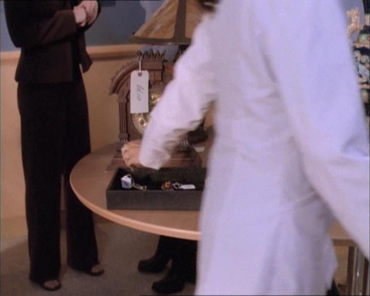 Charmed-Online-dot-net_112TheWendigo1401.jpg Charmed-Online-dot-net_112TheWendigo1401.jpg