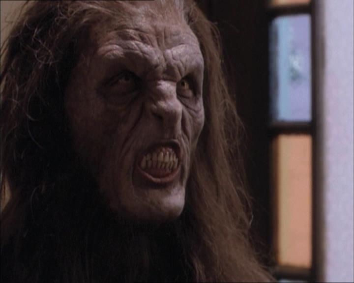 Charmed-Online-dot-net_112TheWendigo1429.jpg Charmed-Online-dot-net_112TheWendigo1429.jpg