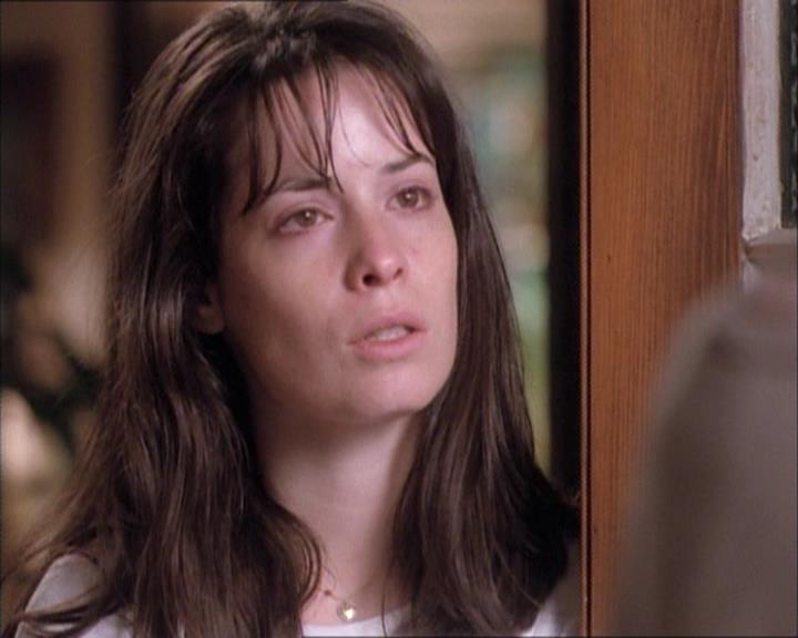 Charmed-Online-dot-net_112TheWendigo1493.jpg Charmed-Online-dot-net_112TheWendigo1493.jpg