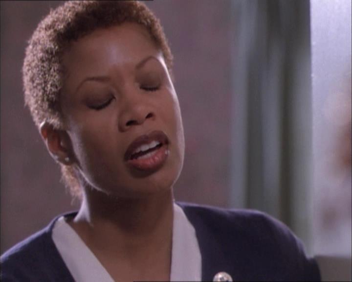 Charmed-Online-dot-net_112TheWendigo1623.jpg Charmed-Online-dot-net_112TheWendigo1623.jpg