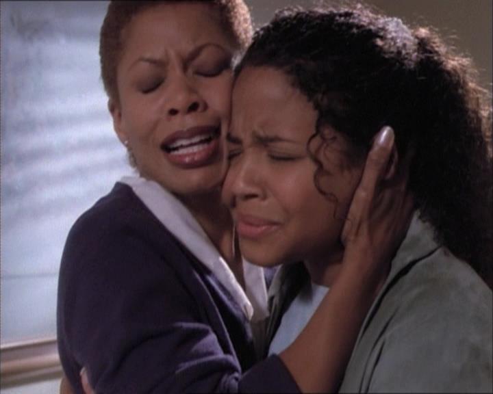 Charmed-Online-dot-net_112TheWendigo1662.jpg Charmed-Online-dot-net_112TheWendigo1662.jpg