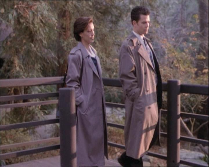 Charmed-Online-dot-net_112TheWendigo1747.jpg Charmed-Online-dot-net_112TheWendigo1747.jpg