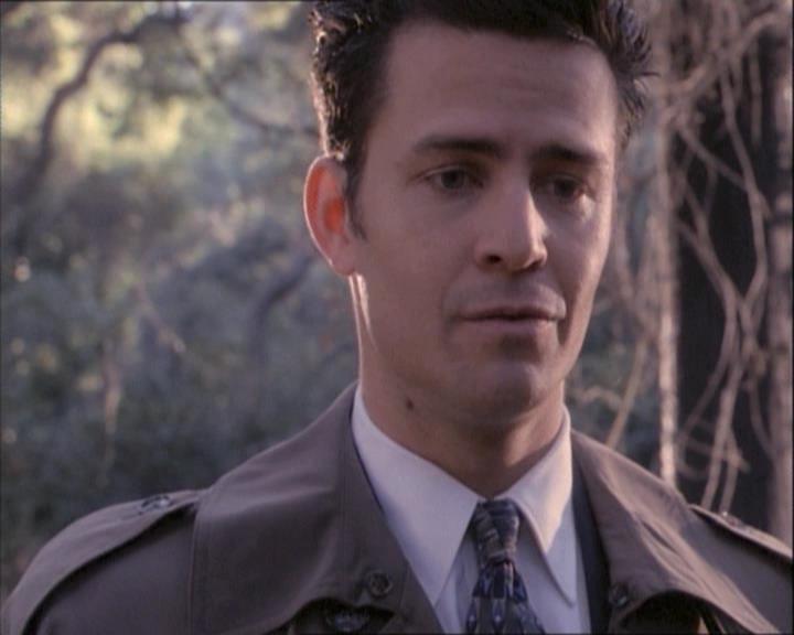 Charmed-Online-dot-net_112TheWendigo1783.jpg Charmed-Online-dot-net_112TheWendigo1783.jpg