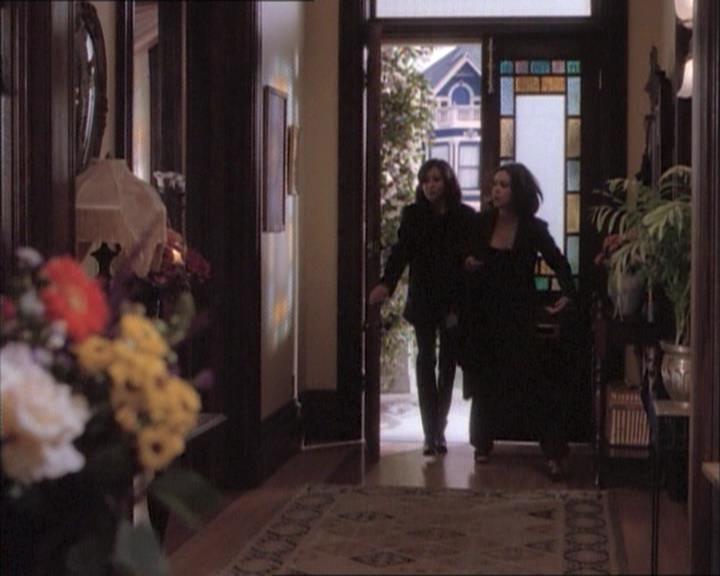 Charmed-Online-dot-net_112TheWendigo1795.jpg Charmed-Online-dot-net_112TheWendigo1795.jpg