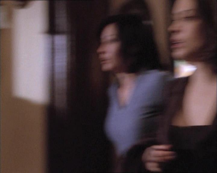 Charmed-Online-dot-net_112TheWendigo1798.jpg Charmed-Online-dot-net_112TheWendigo1798.jpg