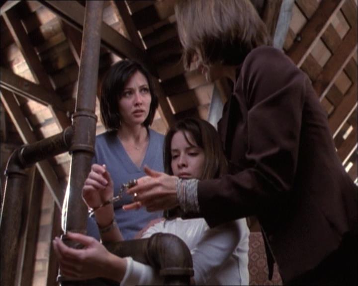 Charmed-Online-dot-net_112TheWendigo2004.jpg