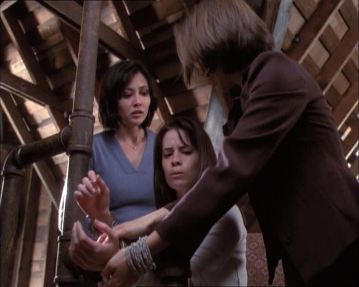 Charmed-Online-dot-net_112TheWendigo2006.jpg