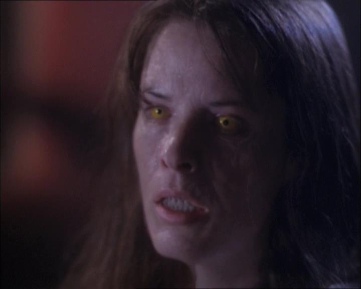 Charmed-Online-dot-net_112TheWendigo2059.jpg Charmed-Online-dot-net_112TheWendigo2059.jpg