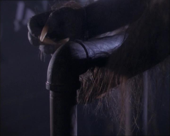 Charmed-Online-dot-net_112TheWendigo2069.jpg Charmed-Online-dot-net_112TheWendigo2069.jpg