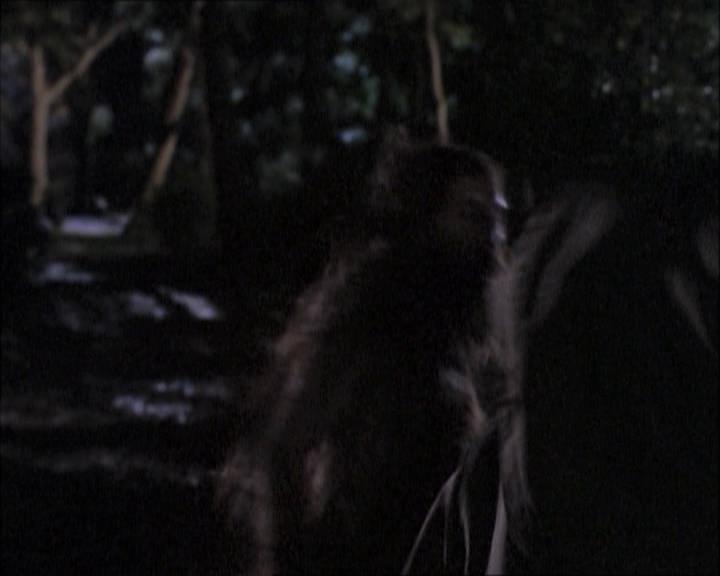 Charmed-Online-dot-net_112TheWendigo2125.jpg Charmed-Online-dot-net_112TheWendigo2125.jpg