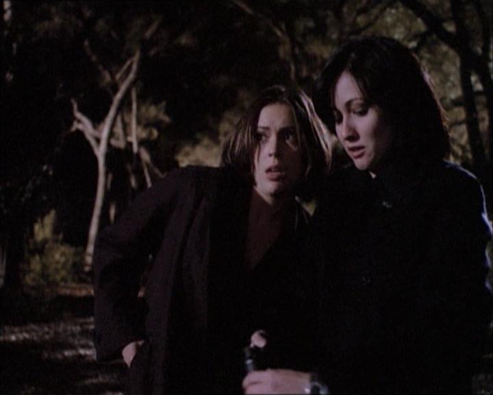 Charmed-Online-dot-net_112TheWendigo2175.jpg Charmed-Online-dot-net_112TheWendigo2175.jpg