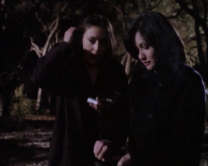 Charmed-Online-dot-net_112TheWendigo2178.jpg Charmed-Online-dot-net_112TheWendigo2178.jpg