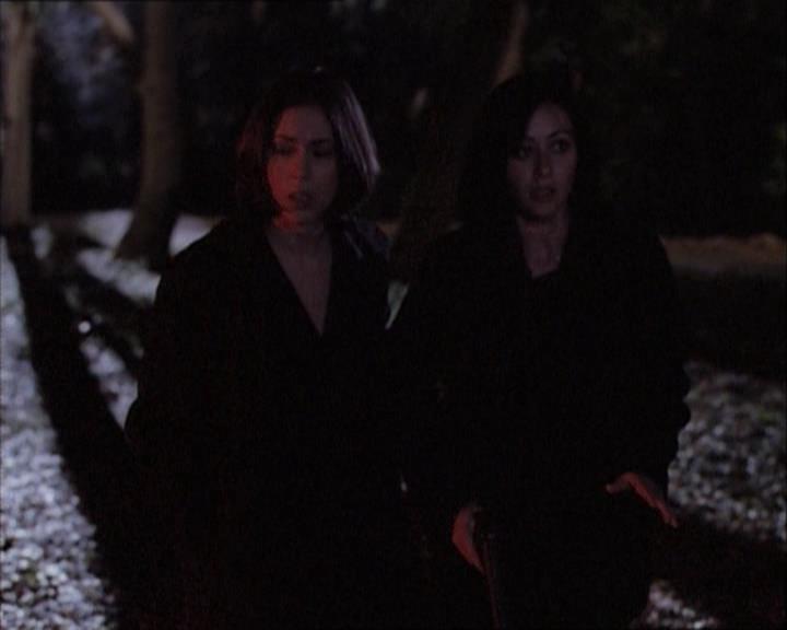 Charmed-Online-dot-net_112TheWendigo2183.jpg Charmed-Online-dot-net_112TheWendigo2183.jpg