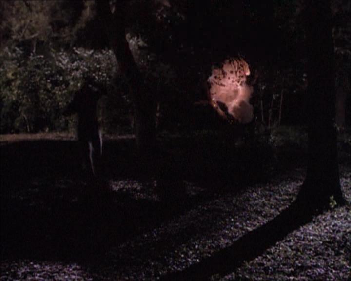 Charmed-Online-dot-net_112TheWendigo2188.jpg Charmed-Online-dot-net_112TheWendigo2188.jpg