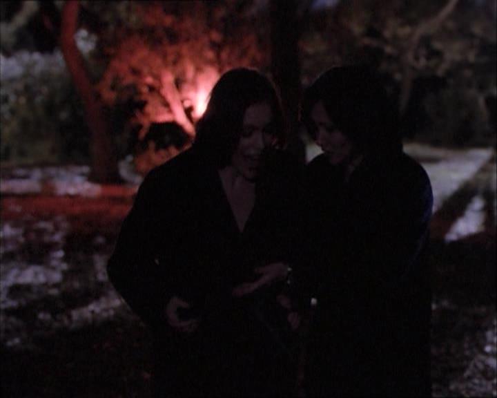 Charmed-Online-dot-net_112TheWendigo2198.jpg Charmed-Online-dot-net_112TheWendigo2198.jpg